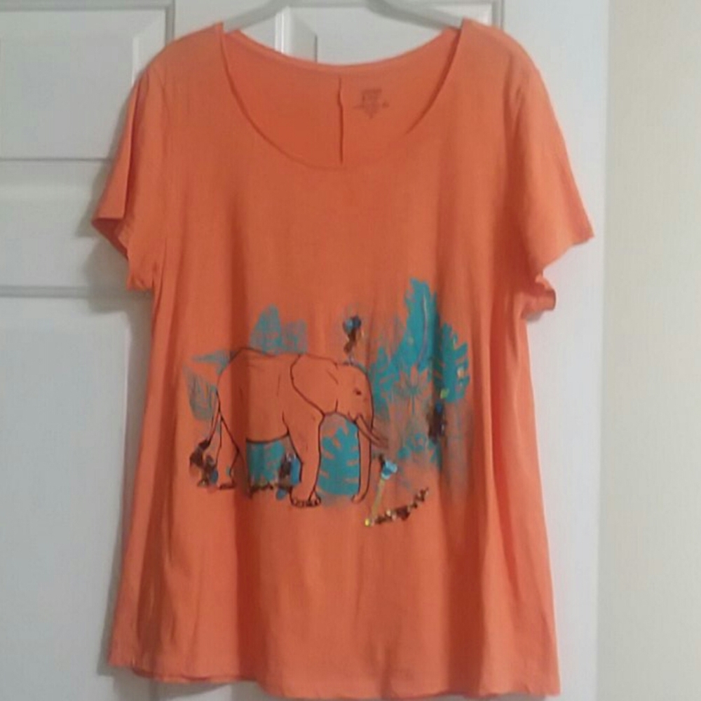 Crown and ivy elephant ladies top